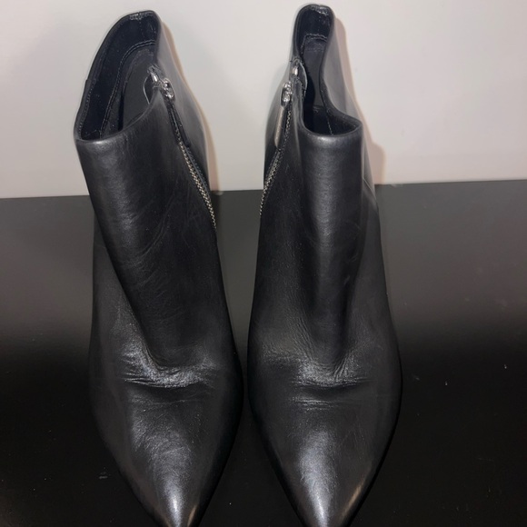 Michael Kors Paloma Bootie - Picture 5 of 7